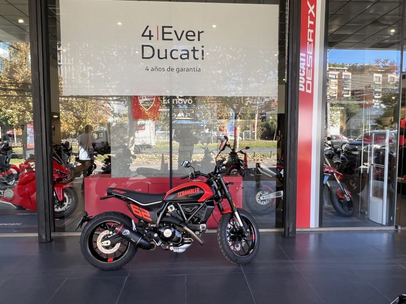 DUCATI   SCRAMBLER FULL THROTTELL