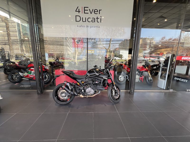 DUCATI MONSTER PLUS