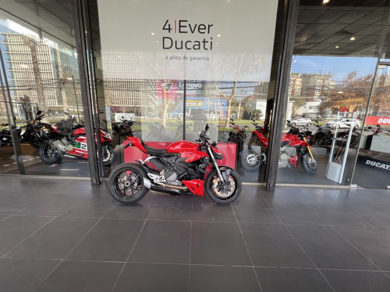 DUCATI     STREETFIGHTER V2