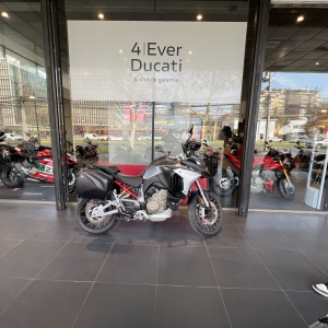 DUCATI    MULTISTRADA V4 S