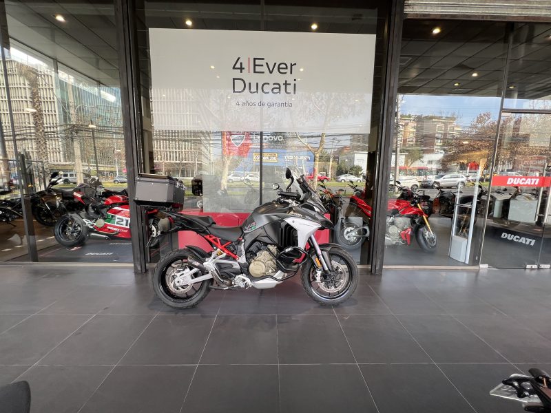 DUCATI MULTISTRADA V4