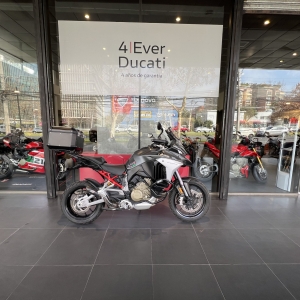 DUCATI MULTISTRADA V4