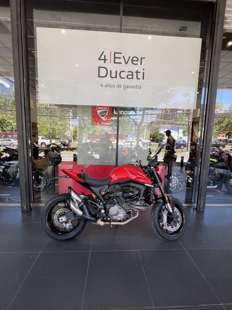 DUCATI MONSTER PLUS  2023