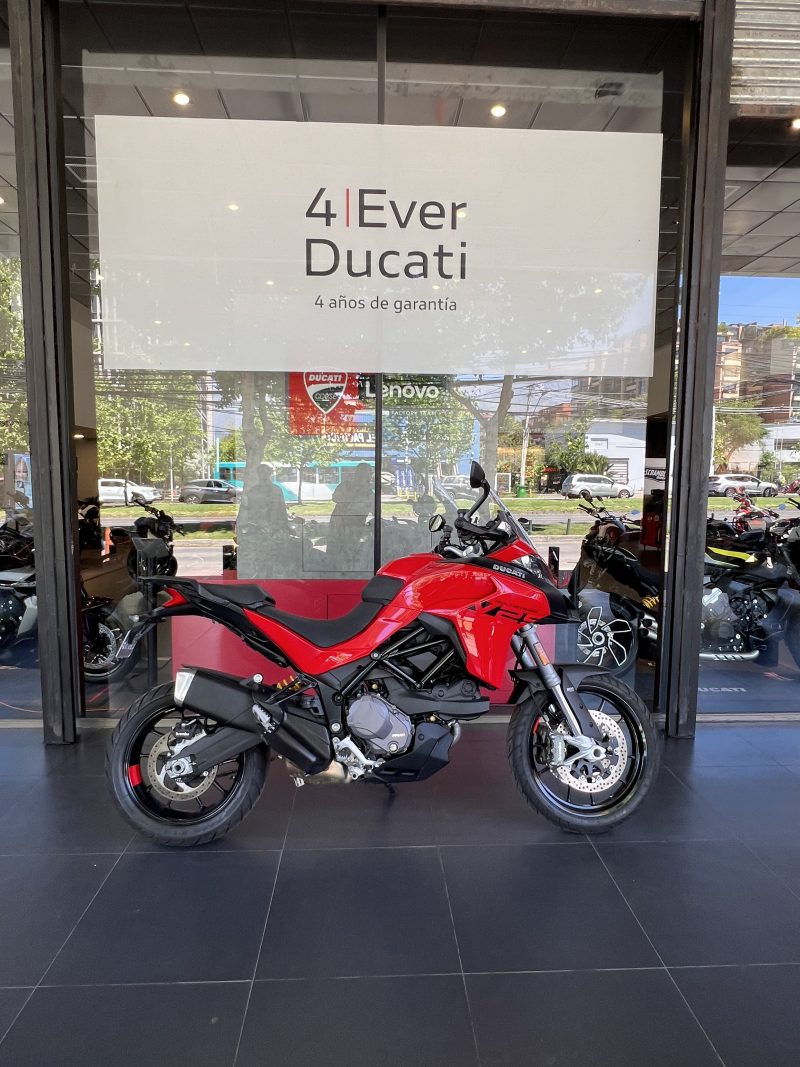 DUCATI     MULTISTRADA V2S 2024